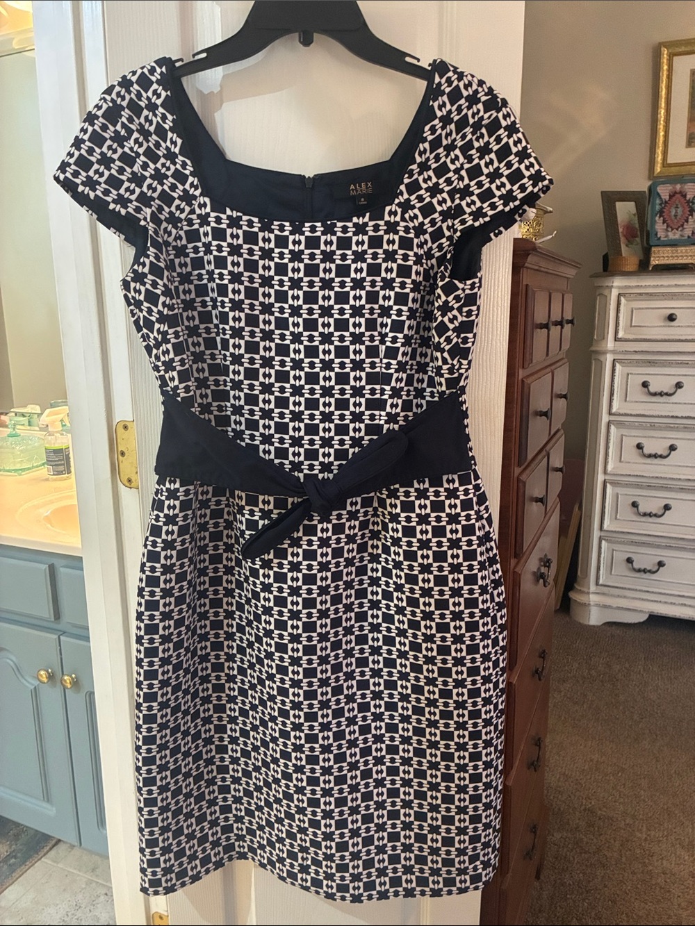 Alex Marie Navy and White Geometric Fit-and-Flare Dress SZ 8